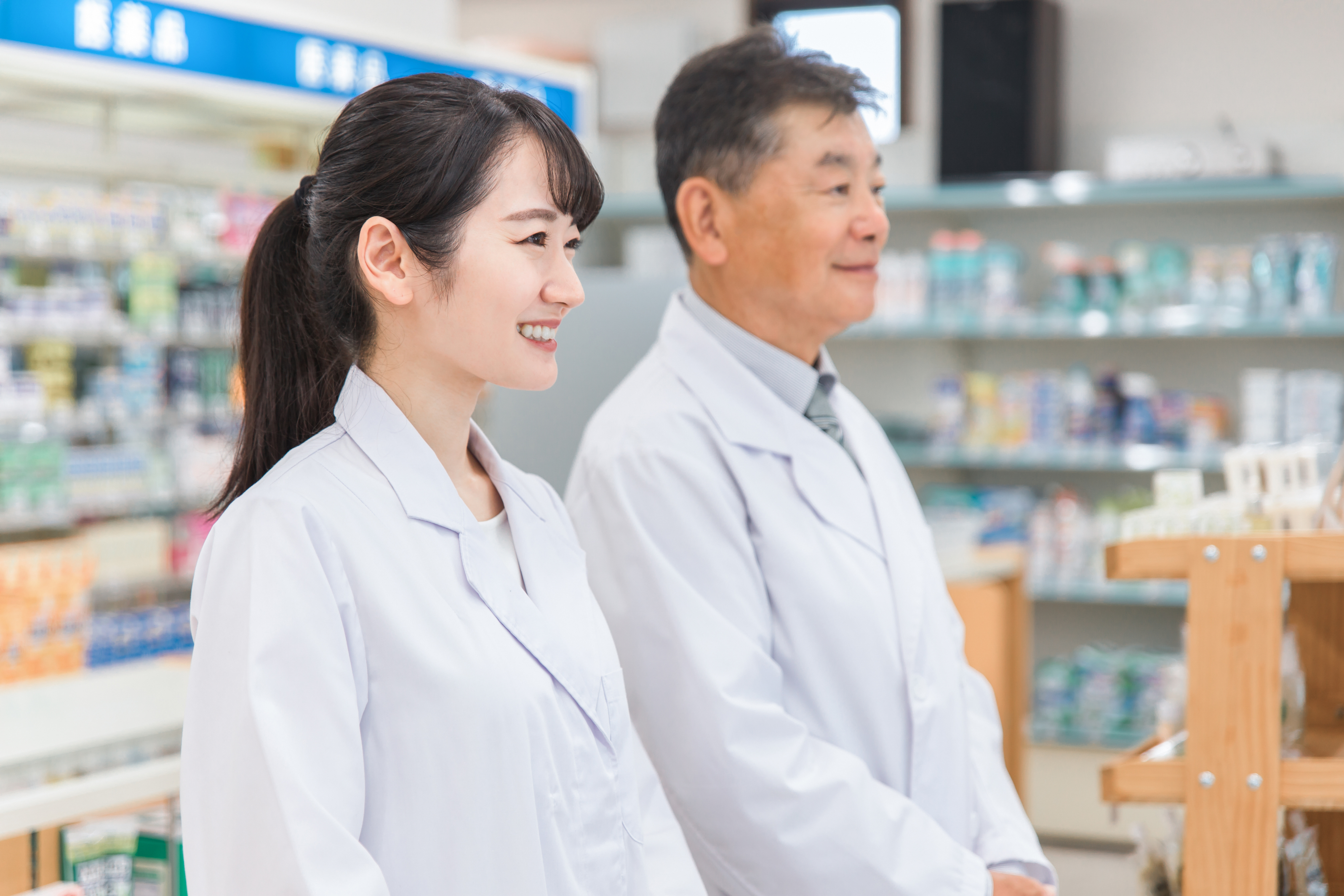 相談する薬剤師
